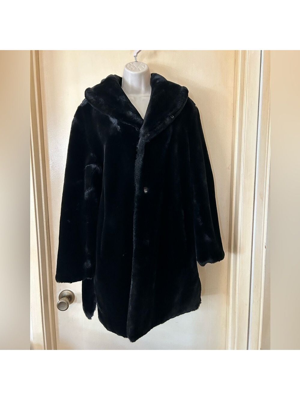 Calvin Klein reversible black faux fur/raincoat size S